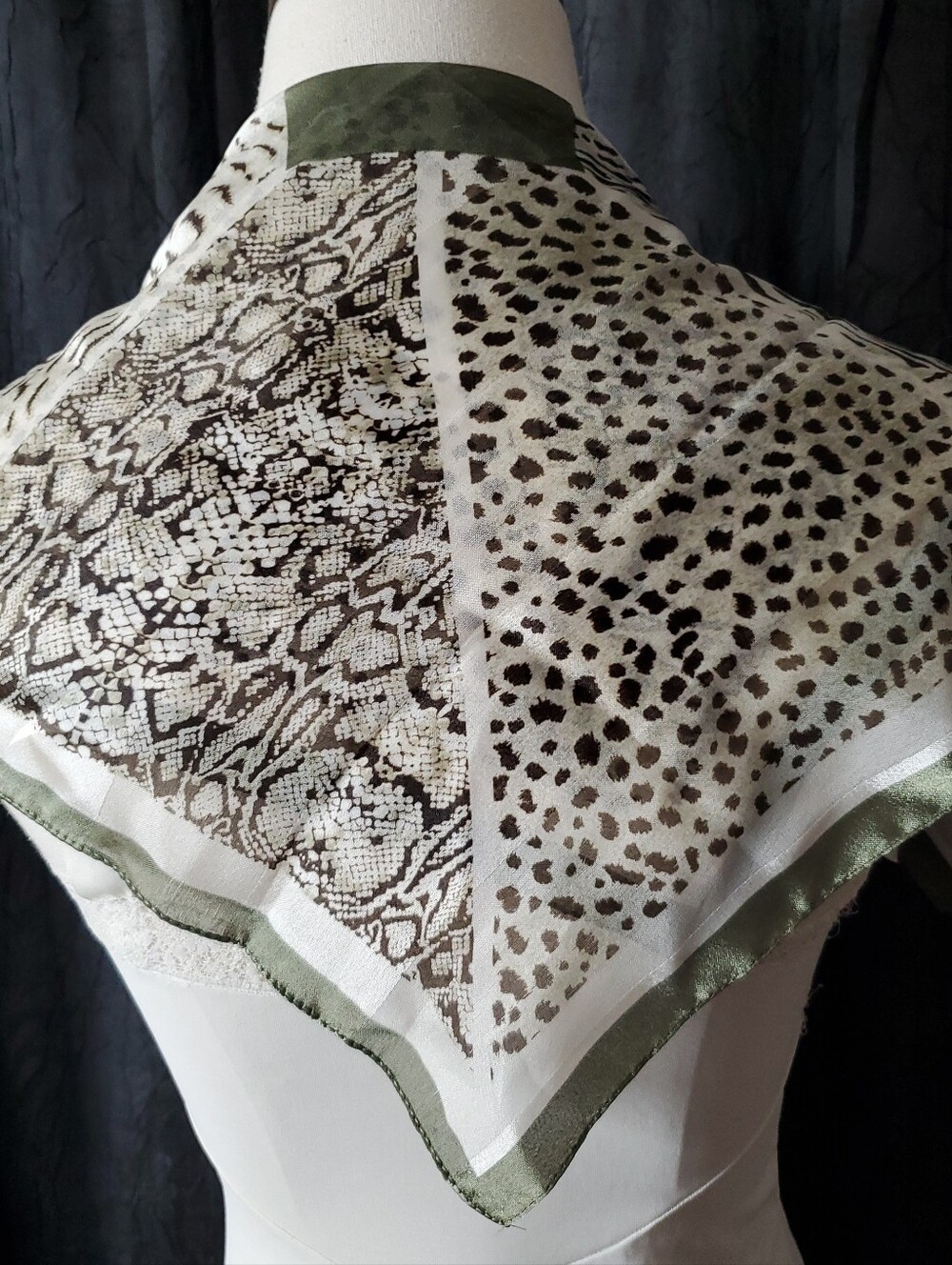 Vintage Scarf SYMPHONY Silky Satin Jungle Leopard Made in Italy SQUARE 20"